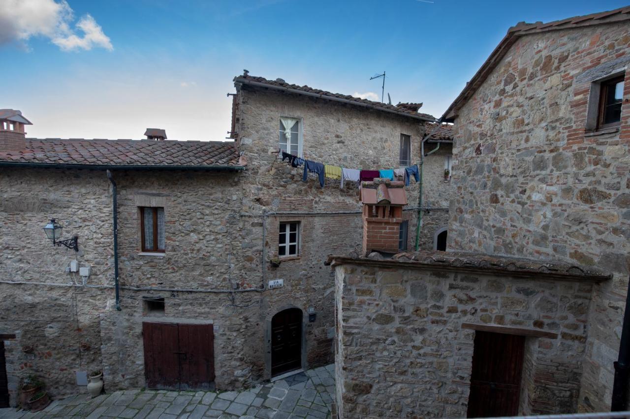 La Casetta Nel Borgo Castelnuovo di Val di Cecina Exterior photo